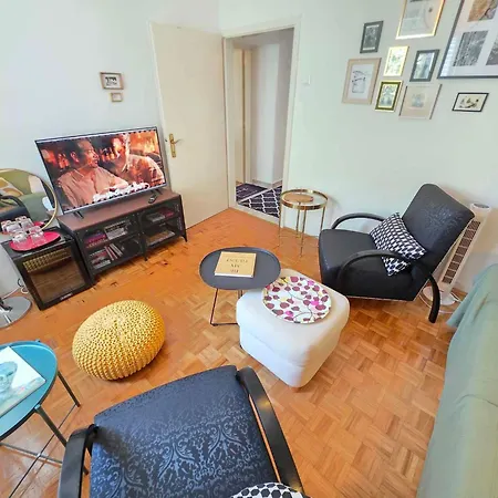 In 15285 Appartement Novi Vinodolski